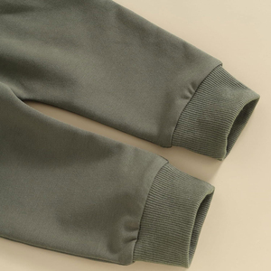 Ensemble de survêtement pour bébé à la mode pour garçons et filles Matériau en coton doux Vêtements de sport confortables Tenue décontractée pour bébé - Product Image 5