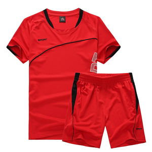 Vente en gros en ligne de maillots de sport d'entraînement personnalisés de haute qualité OEM 100% polyester, ensemble complet, short de football pour hommes imprimé - Product Image 5
