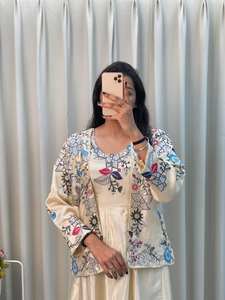 ชุดกาวน์โกติแฟนซีดีไซน์เนอร์สไตล์ตะวันตกแบบดั้งเดิมสำหรับผู้หญิงมีสายรัดประดับเลื่อมสำหรับงานปาร์ตี้ - Product Image 2