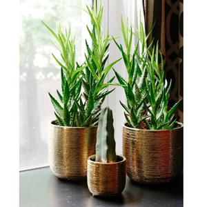 Pots de fleurs élégants en métal martelé doré, Vases de sol décoratifs d'intérieur faits à la main, premier choix pour le salon et le bureau - Product Image 4