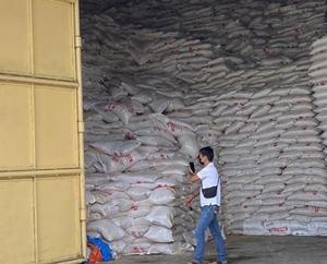 Wholesale 11.8 KG Packed Refined Crystal White Beet <b>Sugar</b> Icumsa 45 in <b>Sachet</b> & Bag - Product Image 1