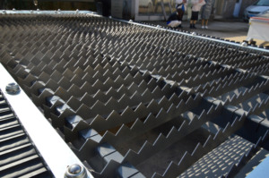 Giảm Giá 2025 <span class=keywords><strong>CNC</strong></span> <span class=keywords><strong>Laser</strong></span> Cutter 1325 3000W Sợi Máy Cắt <span class=keywords><strong>Laser</strong></span> Cho Carbon/Thép Không Gỉ Kim Loại - Product Image 4