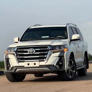 TO-YO-TAA Landcruiser GX.R USADO 2025 - Product Image 1