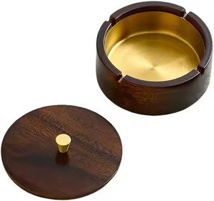 Ceniceros Decorativos de Madera con Forma Cuadrada Vintage para Uso en Interiores o Exteriores - Product Image 5