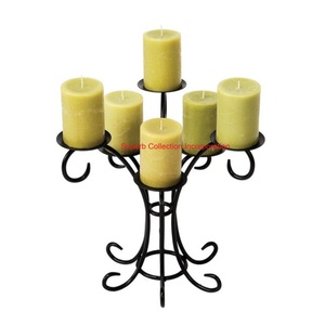 Vente en gros de candélabres en métal à 5 bras de conception fantaisie Bougeoir décoratif de Noël pour les fêtes de mariage et toutes les occasions - Product Image 3