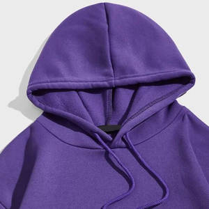 Sweats à capuche en coton, parfaits pour la superposition, la détente ou les sorties décontractées pour hommes Basics Pullover Hoodies - Product Image 3
