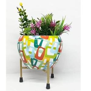 Planteur de fleurs en métal décoratif fait à la main, finition émaillée, article d'usage pour la décoration de mariage tendance - Product Image 1