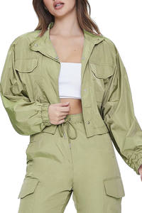 ชุดเซ็ตเสื้อแจ็คเก็ตครอปกันลมแบบลำลองสำหรับผู้ชาย พร้อมกางเกงขายาว ชุดวอร์ม - Product Image 6