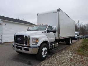 Ford F-750 Super Duty 2024, Manual, Diésel Turbo, Volante a la Izquierda, Color Gris Oscuro Metálico, R17, en Venta - Product Image 4