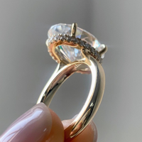 Bague de fiançailles classique ovale en moissanite de 3 carats Iced Jewelz, la plus vendue, en or rose 10K avec sertissage à griffes, certifiée IGI