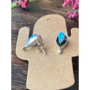 Pendientes Navajo Hechos a Mano con Ópalo Azul y Plata de Ley en Forma de Gota de Agua - Product Image 5