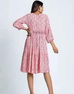 เดรสสั้นผ้าคอตตอนแบบสั้นสไตล์อินเดียพิมพ์ลายดอกไม้ชุดใส่ไปทำงานชุดของขวัญแต่งงานแบบส่วนตัว - Product Image 2