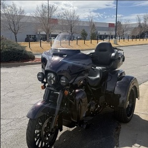 Motocicleta Harley Trike FLHTCUTG 2025 - Tri Glide Ultra en Venta - Product Image 2