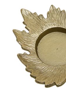 Portavelas elegante de metal de aluminio con forma de hoja en tono dorado para sala de estar y dormitorio, iluminación de acento para decoración de Pascua y cumpleaños - Product Image 3