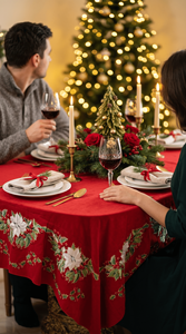 Nappe de Noël ronde en velours de luxe avec broderie artisanale personnalisable pour les fêtes et la maison - Product Image 4