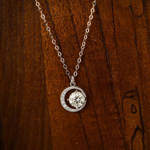 Colgante de Plata 925 con Moissanita de Corte Brillante Redondo de 2 Quilates, Estilo Clásico para Mujer, Chapado en Oro Rosa - Product Image 4