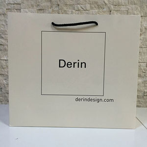 Bolsas de Papel de Lujo Elegantes, Ecológicas y Reciclables con Impresión Offset para Productos del Hogar, Tamaño y Asa Personalizados - Product Image 1