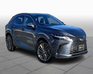 VUS de luxe RX 2025 de bonne qualité avec transmission intégrale et faible kilométrage - Product Image 1