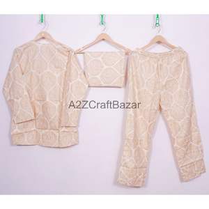 Conjunto de pijama con estampado de bloque transpirable de algodón 100% de lujo para mujer, pijama floral para todas las estaciones, ropa de dormir/traje de dormir para primavera frontal - Product Image 4