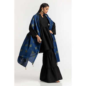 Dupatta Jacquard Teñida de Azul para Mujer, con Patrón Floral Bordado - Product Image 3