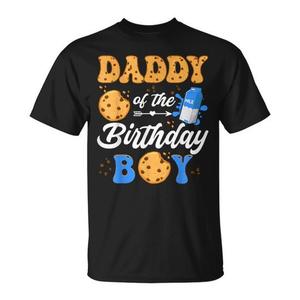 Maglietta per il primo compleanno del bambino con motivo latte e biscotti, per il giorno speciale di papà, per celebrare il primo anno con stile - Product Image 1