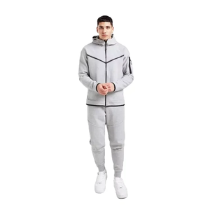 Survêtements de sport personnalisés de qualité supérieure en gros, pas chers, personnalisés, en stock, prêts à être expédiés, respirants, pour hommes, pour le jogging - Product Image 3