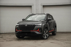 SUV d'occasion CS 35PLUS automatique, conduite à gauche, transmission intégrale, sièges en cuir, toit ouvrant panoramique, caméra de recul, pneus R18 - Product Image 5