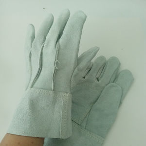 Gants de camping d'extérieur haut de gamme en cuir de vachette pleine fleur, résistants à la chaleur, pour conducteur et soudeur, anti-usure et anti-brûlure, vente en gros OEM - Product Image 1