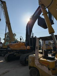 รถขุดไฮดรอลิกมือสอง Hyundai R220LC-9S R300LC-9T R330LC-9S ขนาด 30 ตัน พร้อมเครื่องยนต์กำลัง 160 กิโลวัตต์ บุ้งกี๋ 4 เมตร ยี่ห้อ Huade - Product Image 2