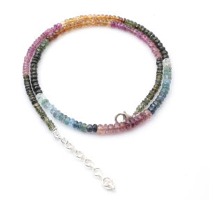 Collier de pierres précieuses naturelles en rubis, saphir bleu et émeraude, perles fines, couche unique, pierres précieuses naturelles en gros - Product Image 4