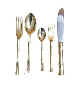 Design luxueux taille personnalisée disponible ensemble de couverts faits à la main en acier inoxydable ensemble de couverts alimentaires de l'Inde. - Product Image 1