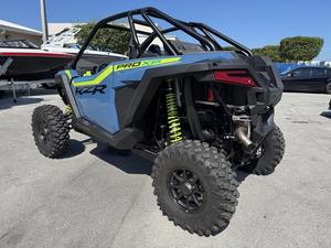 Ventes rapides 2025 RZR Pro XP Premium - Product Image 3