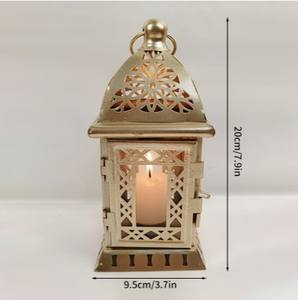 Farol de Vela Marroquí de Metal con Acabado Dorado, Paneles de Vidrio con Tallado Floral, Brillo Cálido Suave, Ideal para Decoración Festiva - Product Image 6