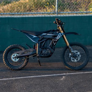 MEILLEURES VENTES AUTHENTIQUES Moteur de moto électrique tout-terrain Altis Sigma 97.2V 35Ah pour motos tout-terrain haute performance Altis Sigma - Product Image 4