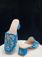 Sandales et Juttis de Luxe pour Femmes, Chaussures Indiennes Tissées à la Main et Brodées, Disponibles à la Vente depuis l'Inde