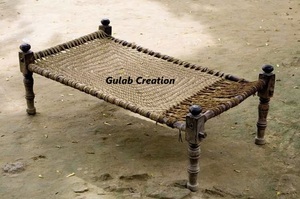 Lit à pieds rectangulaires en bois avec corde de jute pure tissée à la main | Lit de repos Charpai rustique traditionnel pour la maison, le patio et l'extérieur - Product Image 3