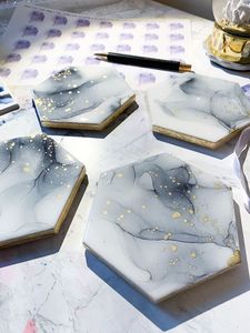 DRIVEN DESIGNED CUSTOM Sous-verres en résine de luxe faits à la main Coussinets carrés de couleur personnalisables pour ensemble de table de tapis de cuisine Meilleur prix - Product Image 4