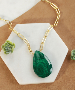 Ohemian-collar de plata de ley 925 con gema de pera de alaquita, colgante hecho a mano para mujer - Product Image 1