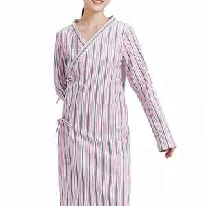 Robes de patient unisexes personnalisées, différents styles, tailles, couleurs et impression de logo disponibles pour les cliniques et les maisons de retraite - Product Image 4