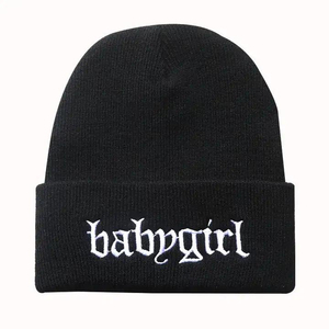 Gorro de Punto con Forro de Satén en Blanco al por Mayor, Gorro de Invierno de Punto con Logotipo Personalizado, Gorros Unisex con Patrón de Letras para Viaje - Product Image 5