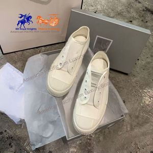 Zapatos Deportivos Casuales para Mujer CC, Parte Superior de Lona con Punta Cerrada, Tendencia Moderna para Caminar y Correr - Product Image 6