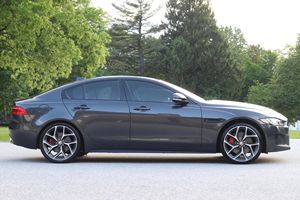 USADO LHD/RHD 2018 J A G U A R XE S - Product Image 3