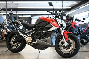 Motocicleta de Calle Premium Zer0 SR/F 2022 con Garantía de 3 Años, Cilindrada de 1000-1500cc, Velocidad Máxima >80km/h - Product Image 3