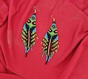 Boucles d'oreilles brodées à la main avec des perles, boucles d'oreilles personnalisées multi-perles, bijoux de fête pour femmes au meilleur prix, boucles d'oreilles à perles - Product Image 4