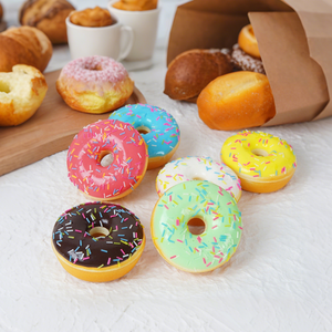 مغناطيس ثلاجة على شكل دونات اصطناعية، ديكور لطيف للمخابز، عرض ترويجي للبيع بالتجزئة، هدية ترويجية للمقاهي ومحلات القهوة، فكرة هدية شكر - Product Image 1