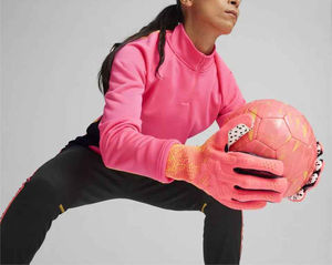 Guantes de fútbol de la mejor calidad látex alemán 4mm agarre de contacto OEM hecho en Pakistán GUANTES DE Portero profesional más nuevo diseño - Product Image 2