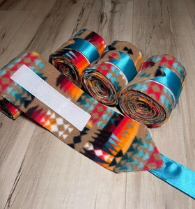 BRAND ZONE Snowflake Luxury Sports Outdoor Bandage Set de 2 ou 4 pour chevaux Accessoires équestres Horse Tack Polaire - Product Image 5