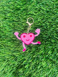 LLavero de metal personalizable con patrones únicos de cuentas de PVC en forma de corazón colores rosa rojo Idea de regalo de cumpleaños perfecta - Product Image 2