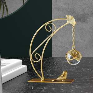 Sculpture de feuille | Ornement abstrait de feuille de résine avec la conception creuse | Décoration délicate de table de maison pour le cadeau de Thanksgiving - Product Image 3