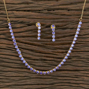 Ensemble de collier solitaire plaqué or avec zircone cubique 427544 Exportateur de bijoux faits à la main en Inde - Product Image 1